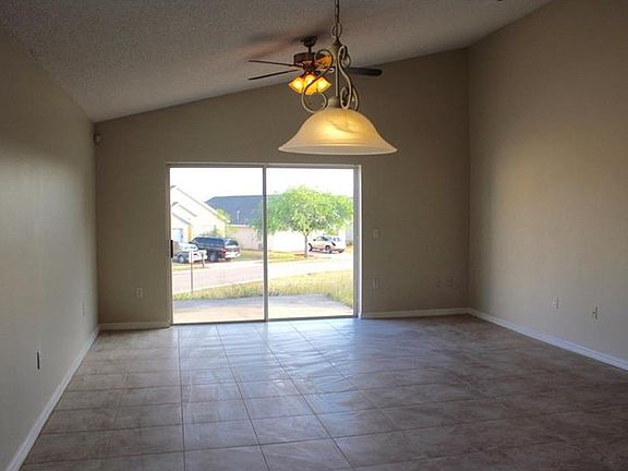 3rd image of 233 Remington Pl