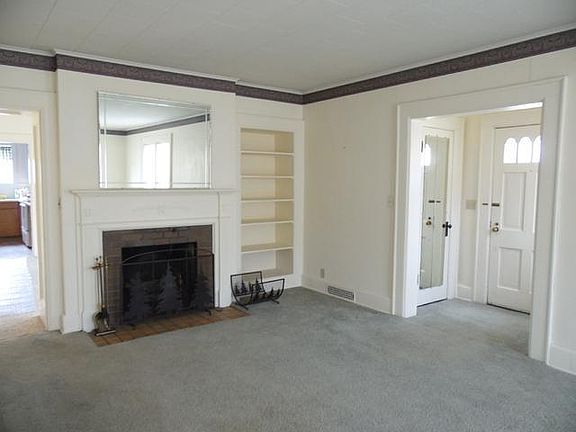 4th image of 228 N 3rd St #N