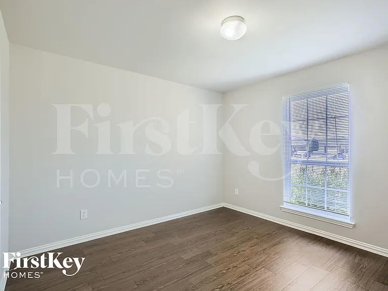278 Meadowcrest Dr — Photo 20