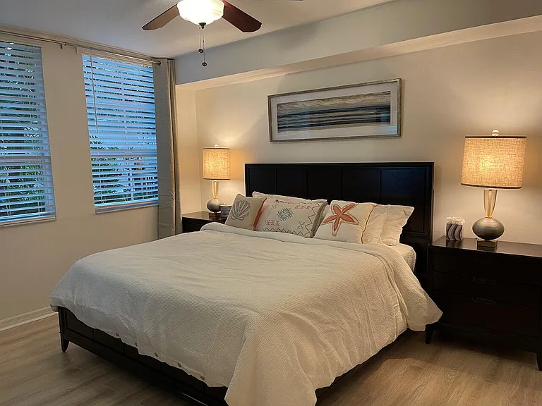 600 S Dixie Hwy #534 — Photo 12