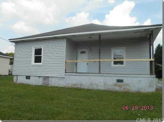 1st image of 702 Separk Cir