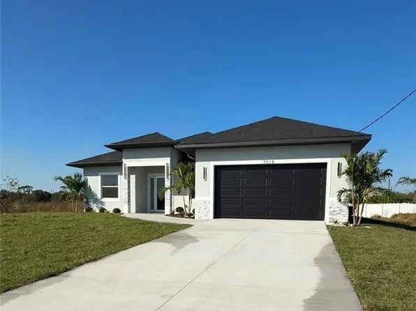 7020 Burma Cir, Labelle, FL 33935