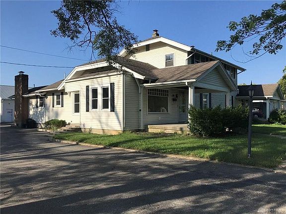 2nd image of 28 Traction Ave #28
