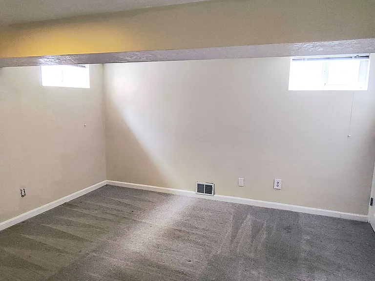 3096 S 1810 E — Photo 25