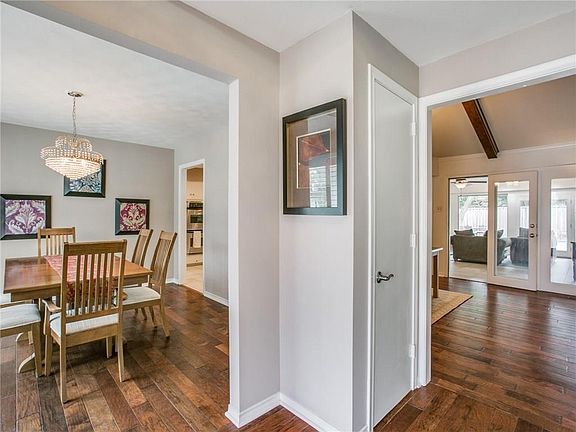 4th image of 5631 Brookstown Dr