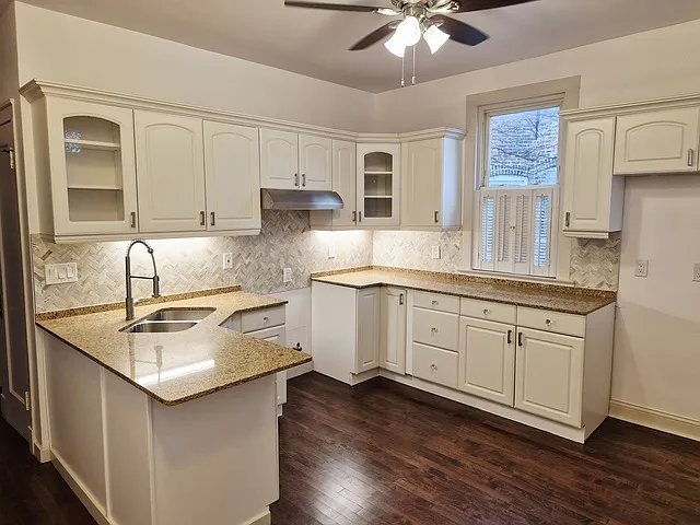 7826 S Bennett Ave #2 — Photo 18