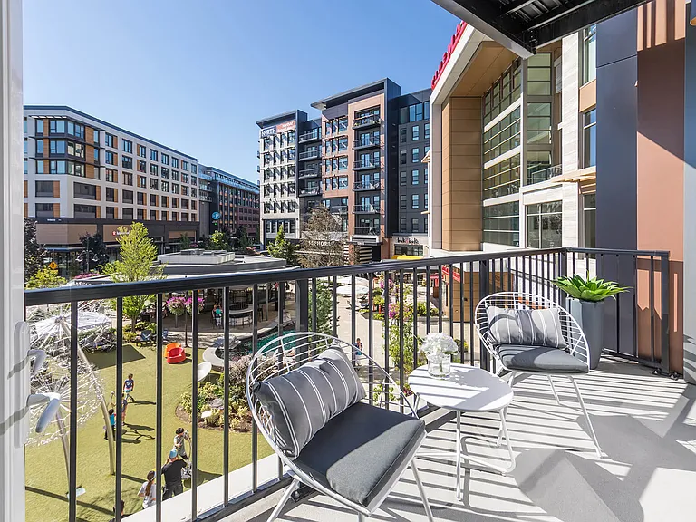 Aspect at Totem Lake Apartments — Photo 6
