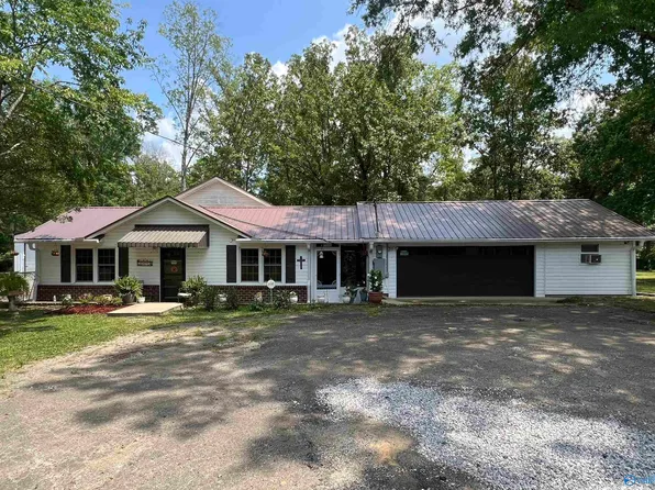 2049 Ewing Ave, Gadsden, AL 35901