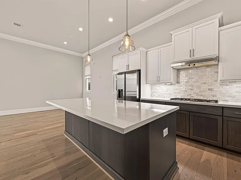 2218 Lou Ellen Ln #C — Photo 10