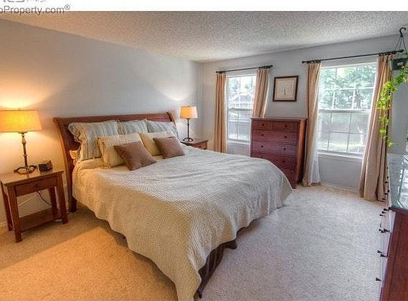 2nd image of 649 W Owl Dr