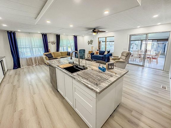 5th image of 37045 Exuma Bay