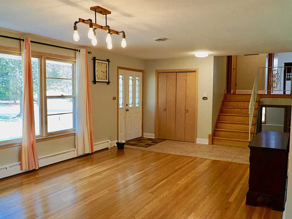 5th image of 1018 Dolores Dr