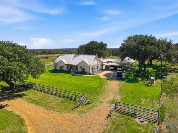 0 Kaiser Adams Rd, Yoakum, TX 77995