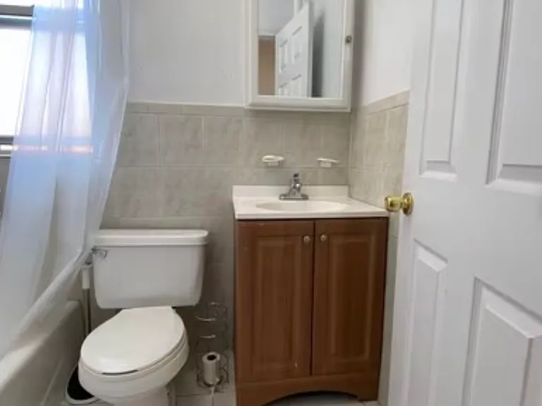 25-05 40th Ave #7 — Photo 7