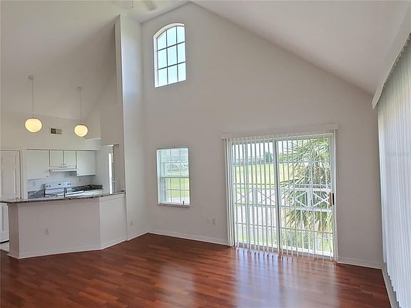 5th image of 10516 White Lake Ct #10516