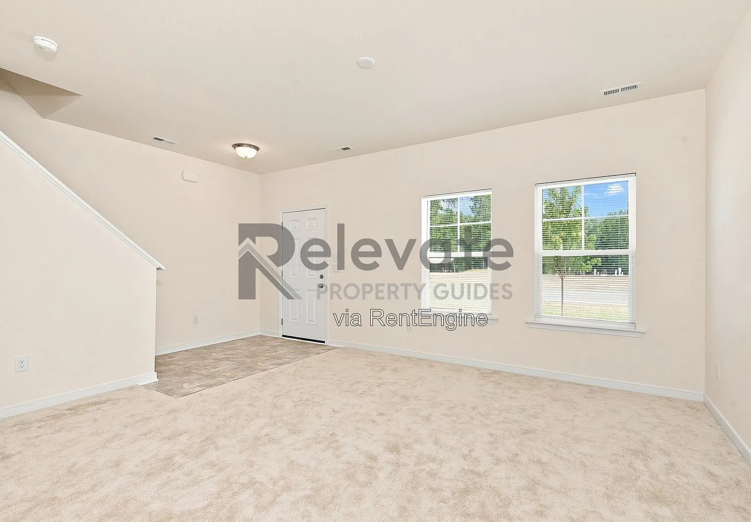 3 bed, 3.0 bath, 1336 sqft, $2,395 — Photo 3