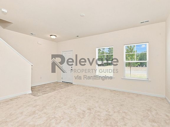 3rd image of 250 Greenpark Rd