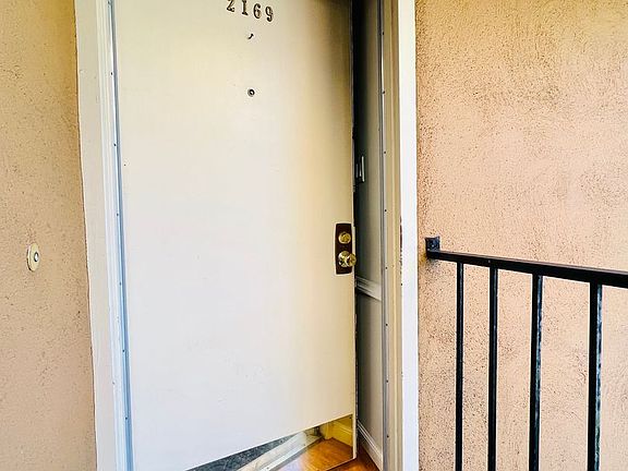 5th image of 2169 De Anza Blvd