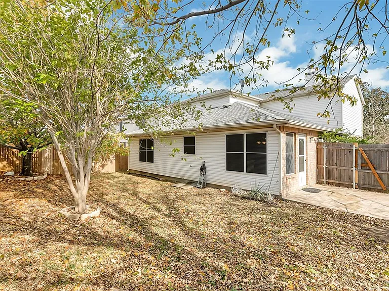 8105 Flowertree Dr — Photo 25