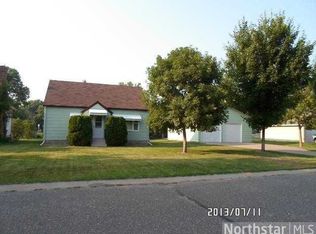 120 4th Ave NE, Cambridge, MN 55008