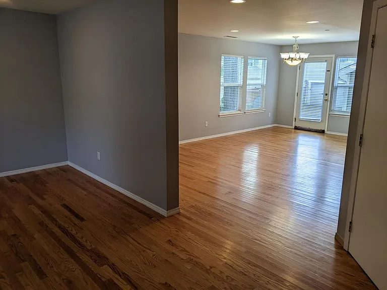 1169 Hudson St — Photo 3