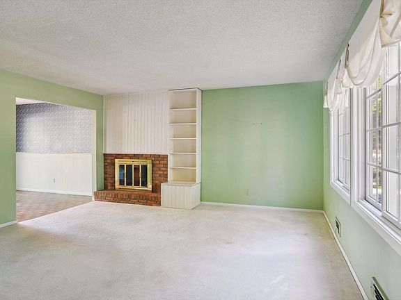 5th image of 3821 Chowen Ave S