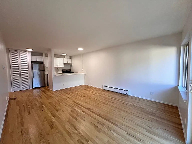 Century Terrace — Photo 17