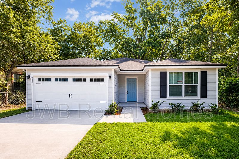 1st image of 2021 Buckman St