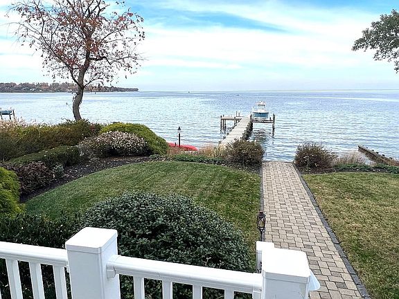 5th image of 1192 River Bay Rd