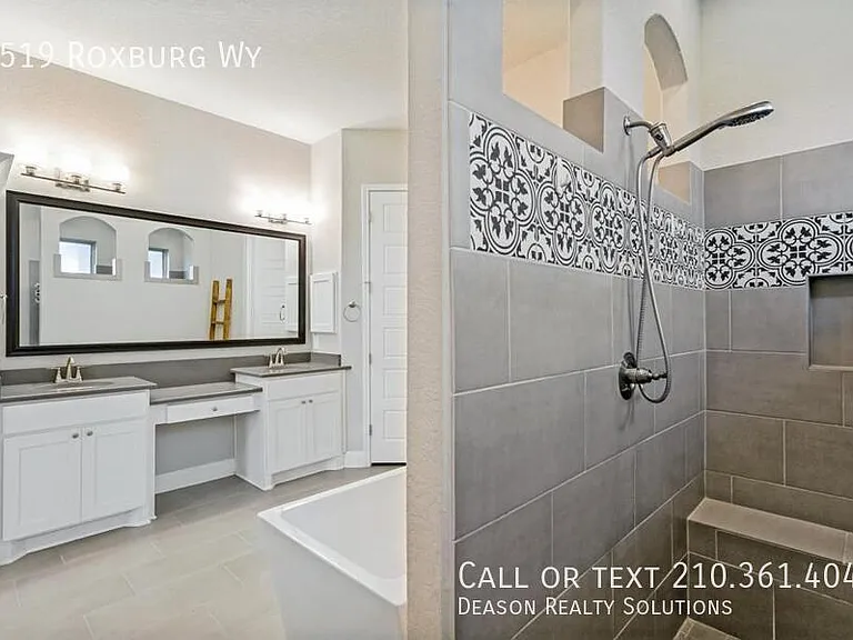 1519 Roxburg Way — Photo 17
