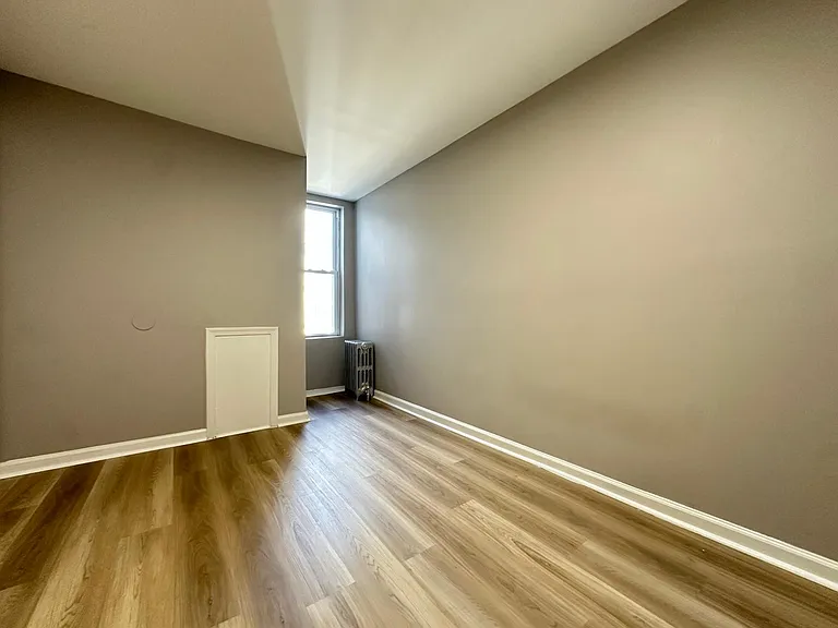 6121 Delancey St — Photo 5