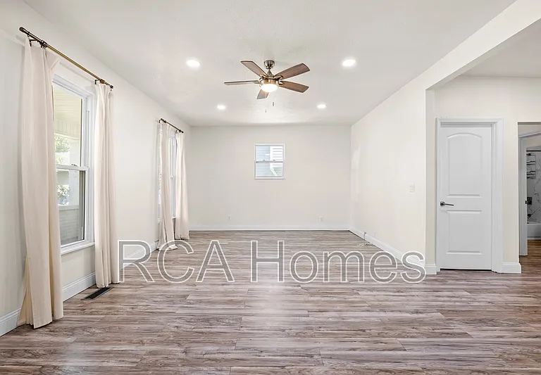 37 N Gray St — Photo 6