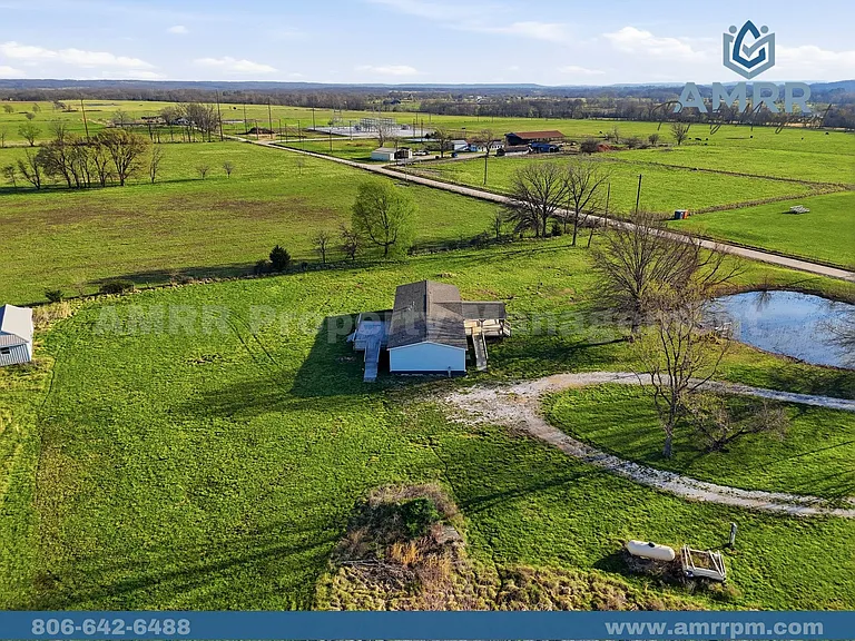 1532 Guthrie Rd — Photo 5