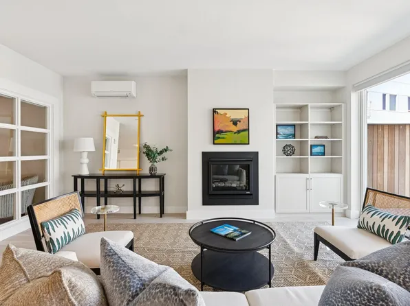 387 Commercial Street #525, Portland, ME 04101