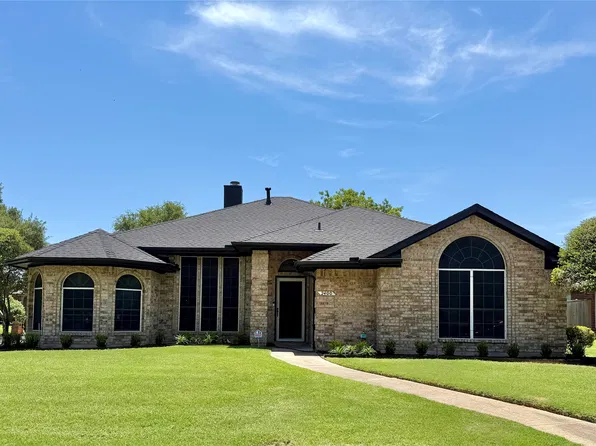 2400 Waterloo Ln, Mesquite, TX 75181