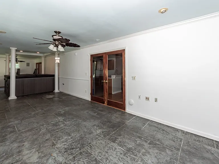 3347 Walter Dr — Photo 31
