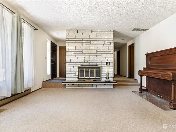 5th image of 1274 NE OLeary Street