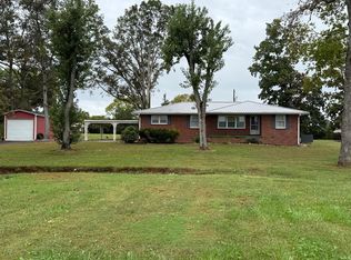 969 Dyer Cir, Morrison, TN 37357