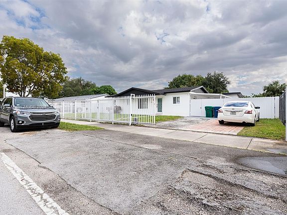 5th image of 3410 NW 183rd St