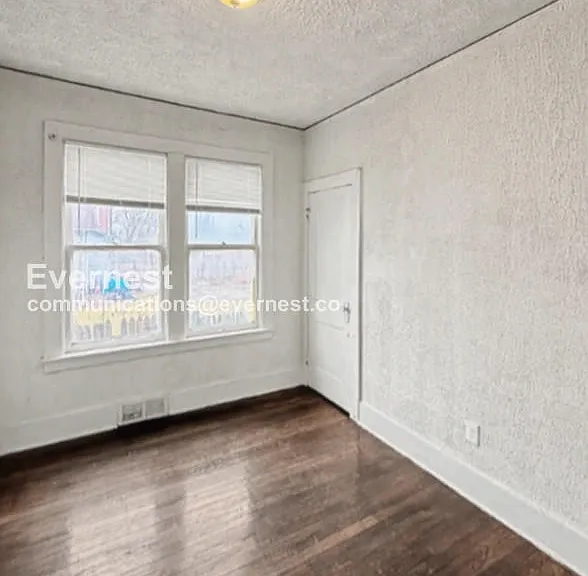 11391 Belleterre Ave #1S — Photo 15