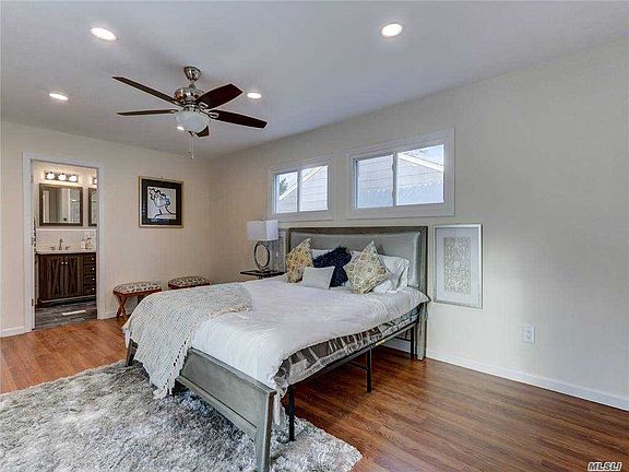 5th image of 114 Cambridge Dr