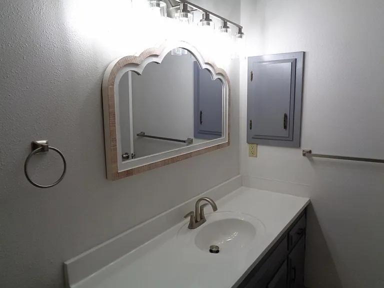 244 W Alexander Ave — Photo 12