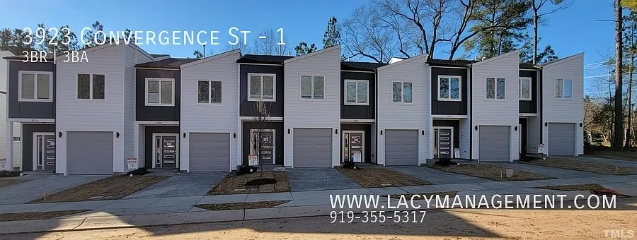 3 bed, 2.5 bath, 1500 sqft, $1,845 — Photo 2