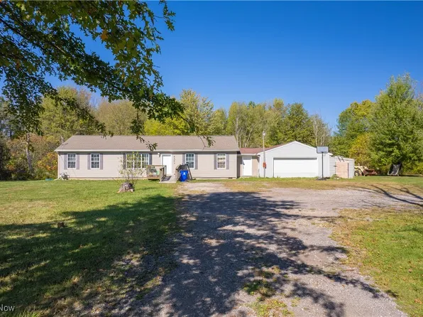 4391 Sandy Lake Rd, Ravenna, OH 44266