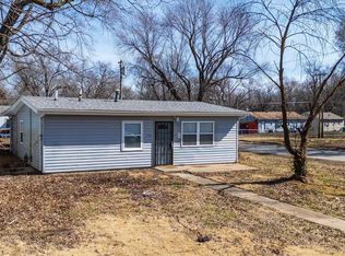 1135 Saint Stephens Dr, Cahokia, IL 62206