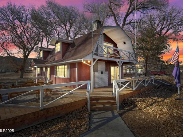 4 Glasner Ln, Yerington, NV 89447