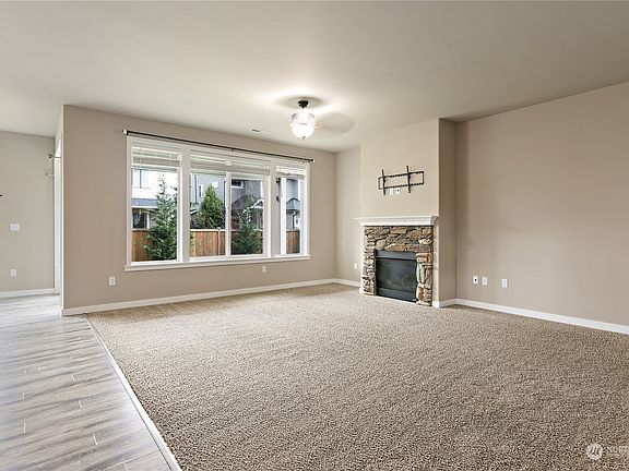 4th image of 20509 79th Avenue E