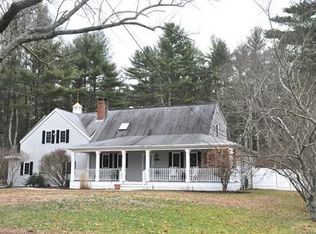458 Hodges St, Taunton, MA 02780