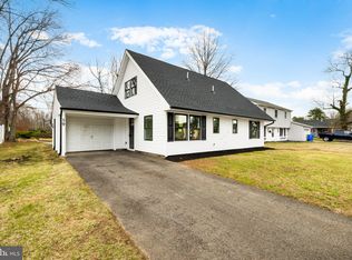 59 Parkside Cir, Willingboro, NJ 08046