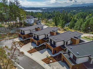 1220 Manzanita Pl #105, Nanaimo, BC V9T 0L7